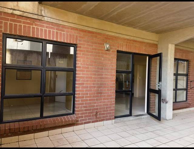 2 BEDROOM APARTMENT FOR SALE IN PAULSHOF